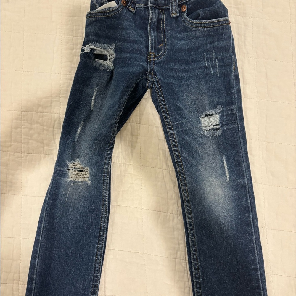 Blue Straight-Leg Jeans with Distressed Details and Fading